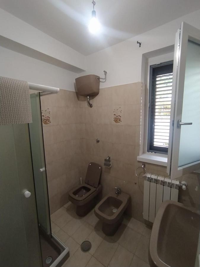 Ferienwohnung Casa Degli Ulivi Con Parcheggio Privato Muro Lucano Exterior foto