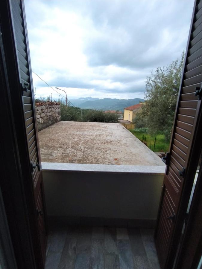 Ferienwohnung Casa Degli Ulivi Con Parcheggio Privato Muro Lucano Exterior foto